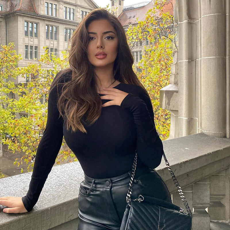 The Allure of Seamless Shapewear: Unparalleled Body Shaping and Style